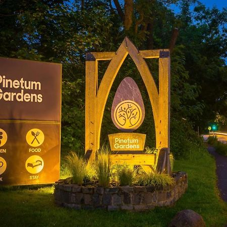 Pinetum Gardens Retreats Hotel St Austell Eksteriør billede